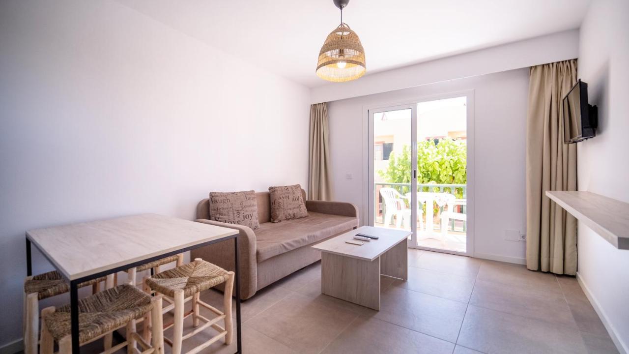 Sant Joan Apartaments - Adults Only Cala'N Blanes  Εξωτερικό φωτογραφία